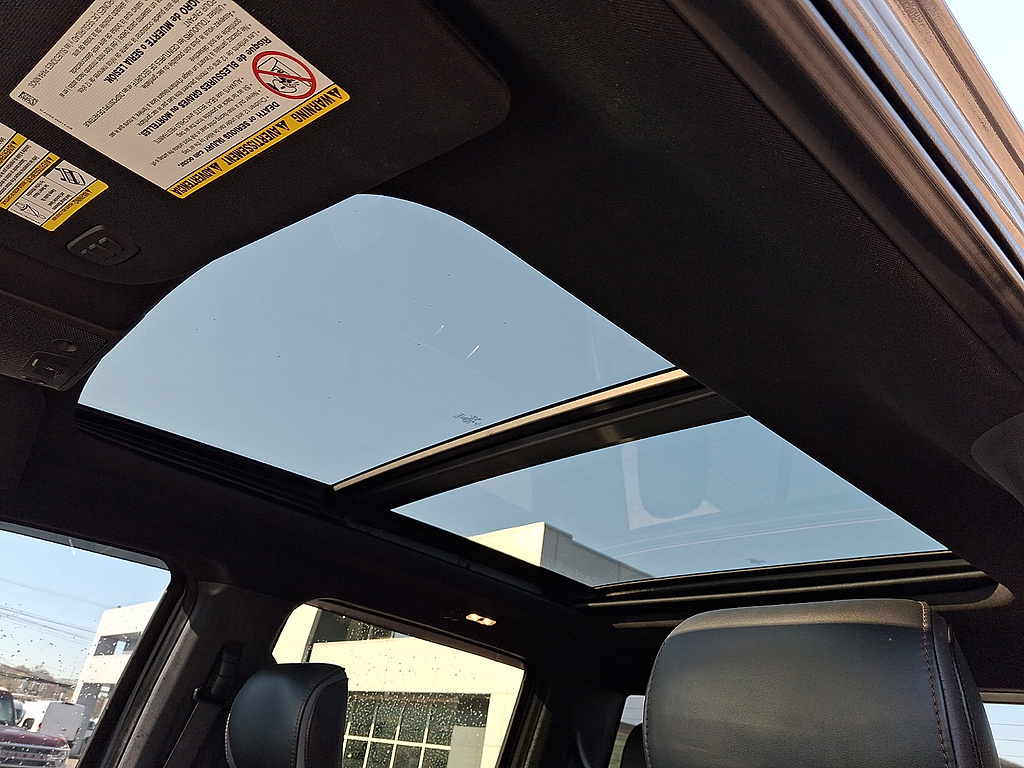 2021 Ford Super Duty F-250 SRW photo 14 of 32