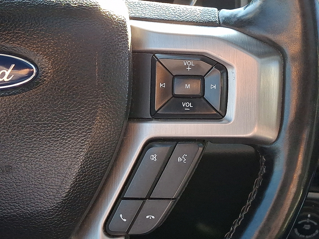 2021 Ford Super Duty F-250 SRW photo 23 of 32