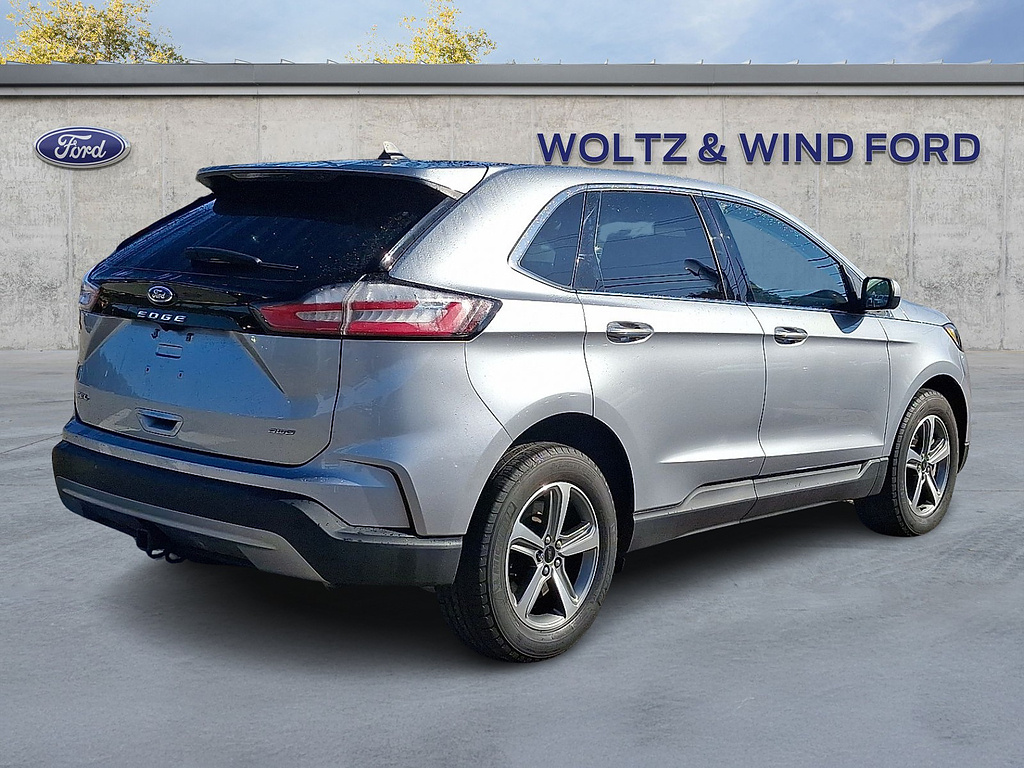 2024 Ford Edge SEL Iconic Silver at Nick Chevrolet
