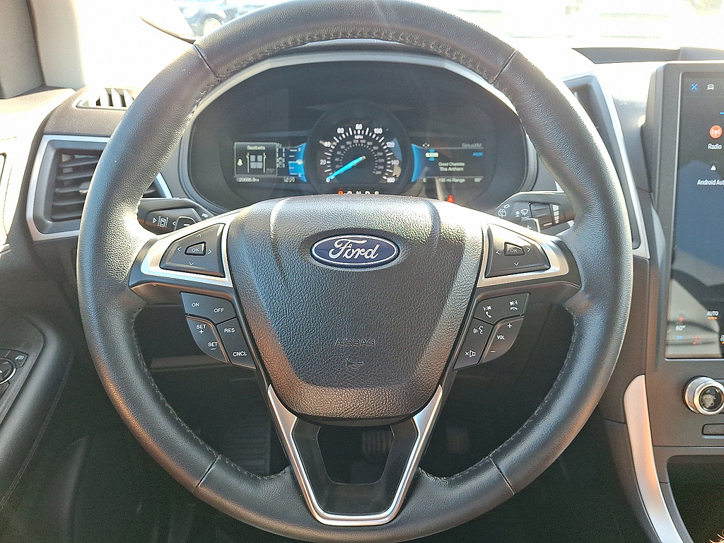 2024 Ford Edge SEL Iconic Silver at Nick Chevrolet
