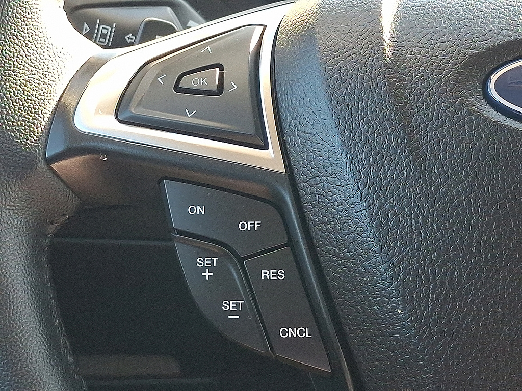 2024 Ford Edge SEL Iconic Silver at Nick Chevrolet