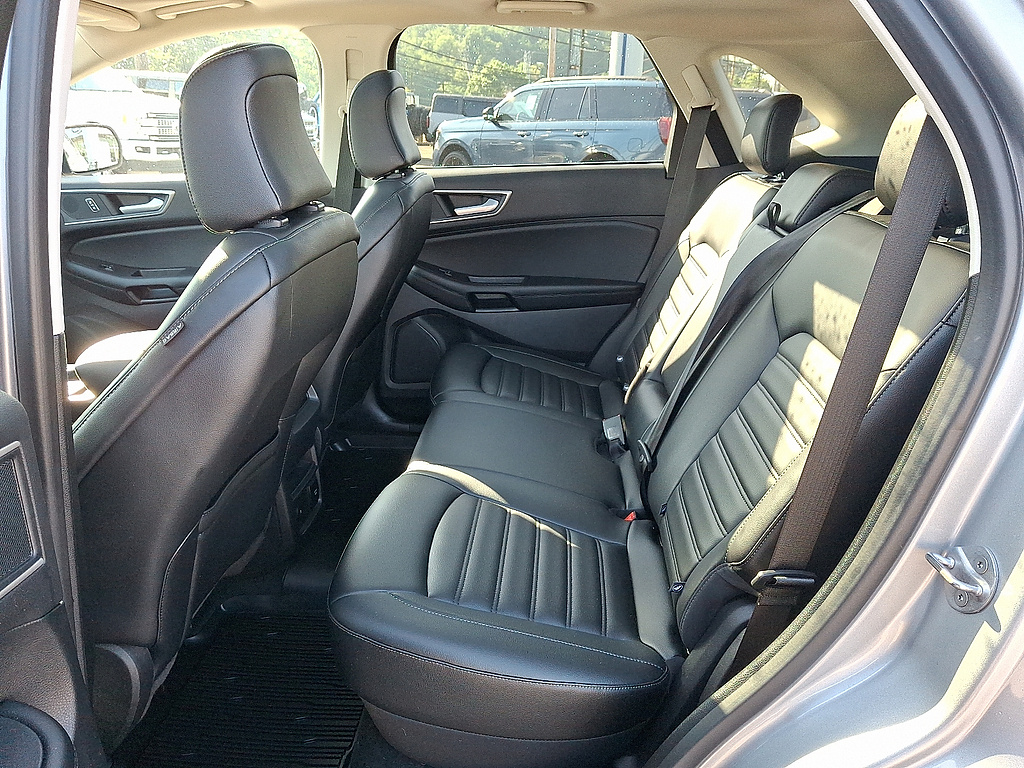 2024 Ford Edge SEL Iconic Silver at Nick Chevrolet
