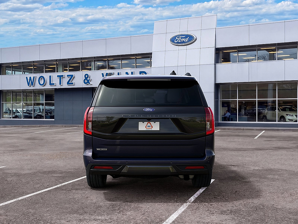 2027 Ford Expedition Platinum Blue Ember at Washington Ford