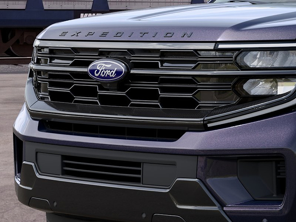 2027 Ford Expedition Platinum Blue Ember at Washington Ford