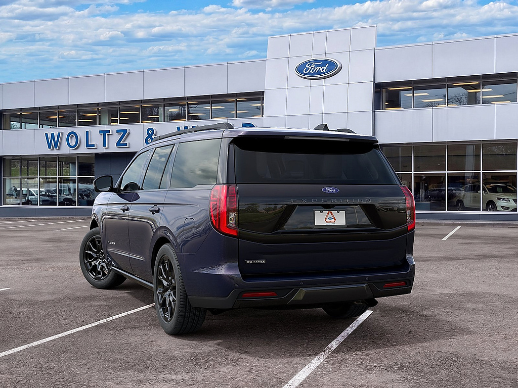 2027 Ford Expedition Platinum Blue Ember at Washington Ford