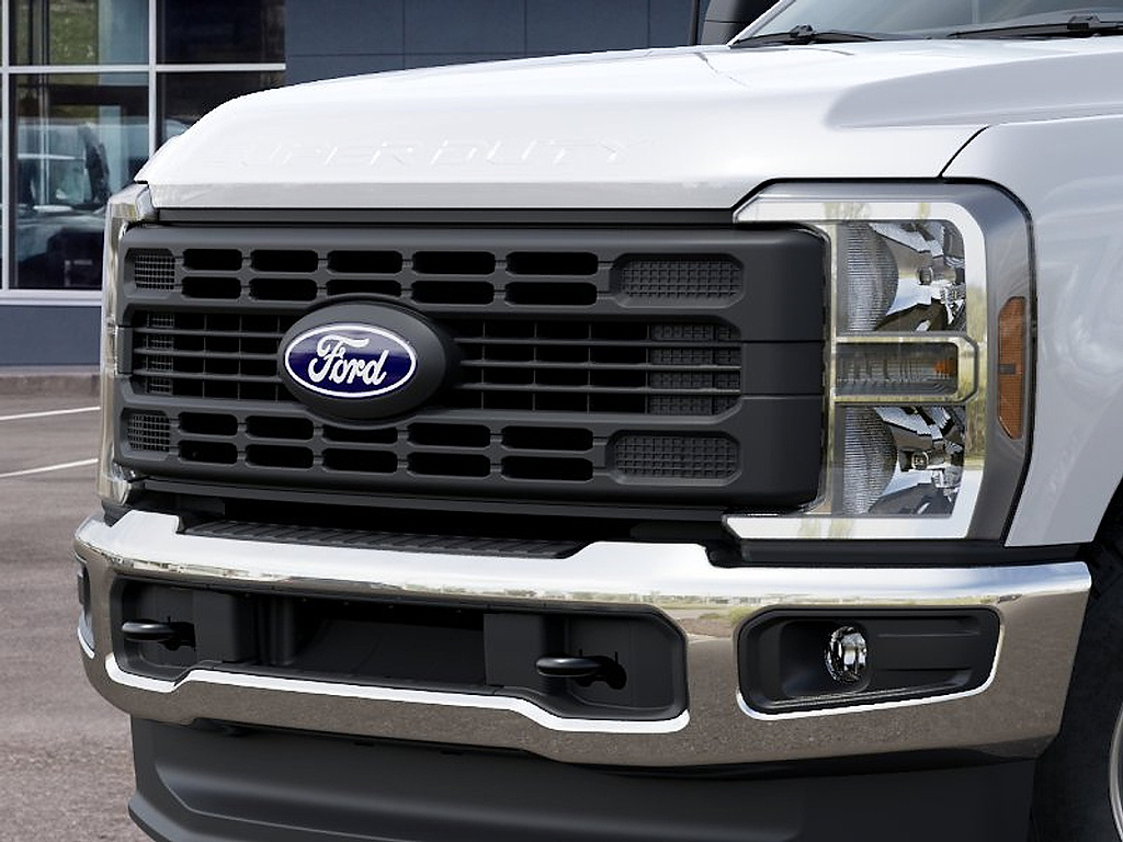 2027 Ford Super Duty F-350 SRW photo 17 of 22