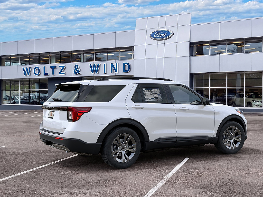 2027 Ford Explorer photo 6 of 23
