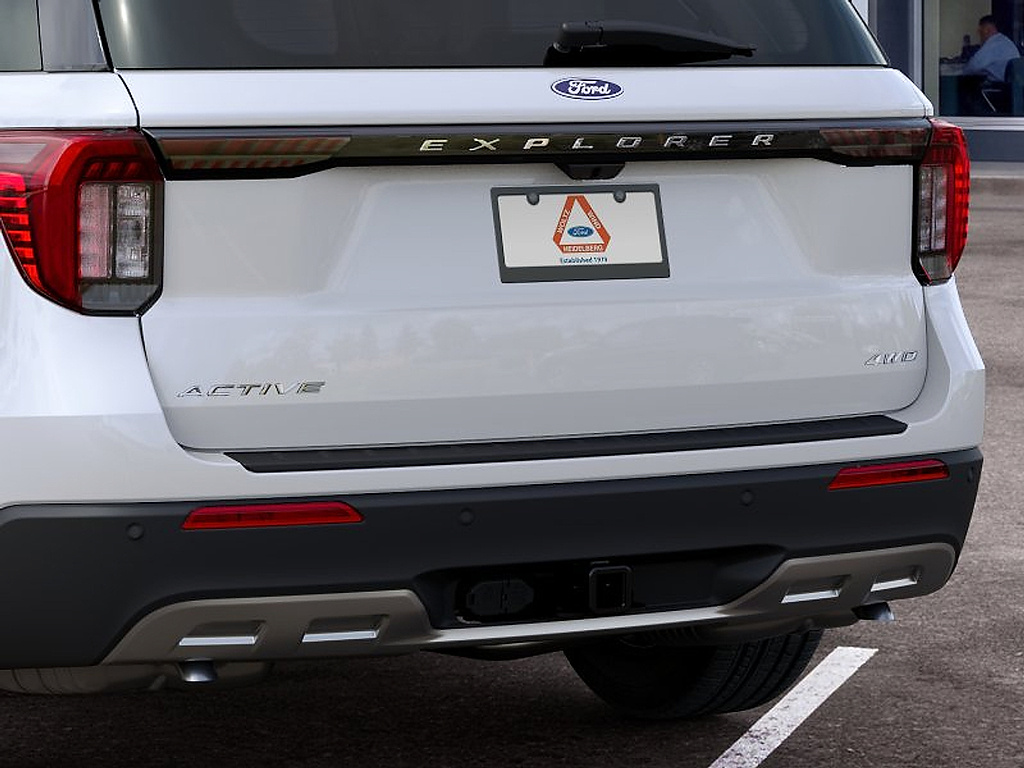 2027 Ford Explorer photo 23 of 23