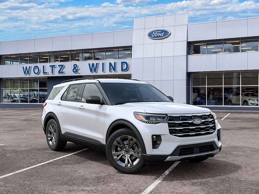 2027 Ford Explorer photo 4 of 23
