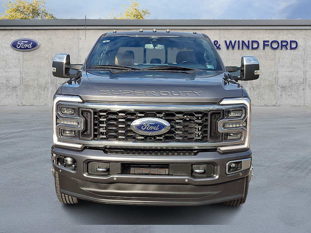2024 Ford Super Duty F-350 DRW photo 2 of 32