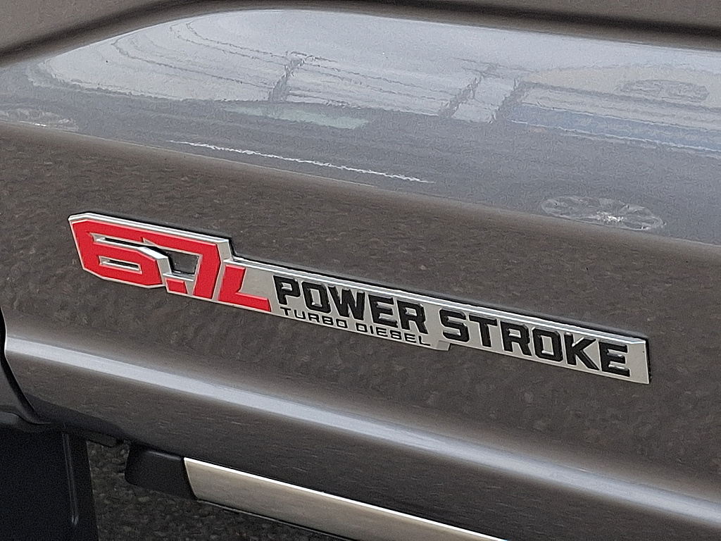 2024 Ford Super Duty F-350 DRW photo 31 of 32