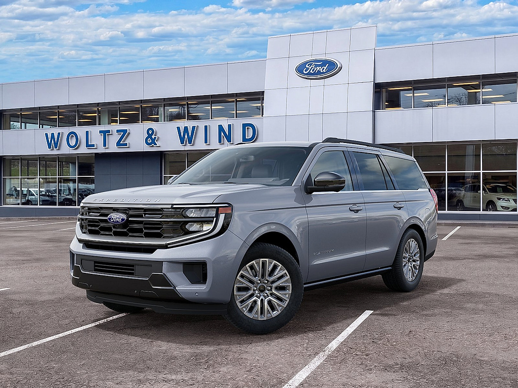 2027 Ford Expedition photo 2 of 23