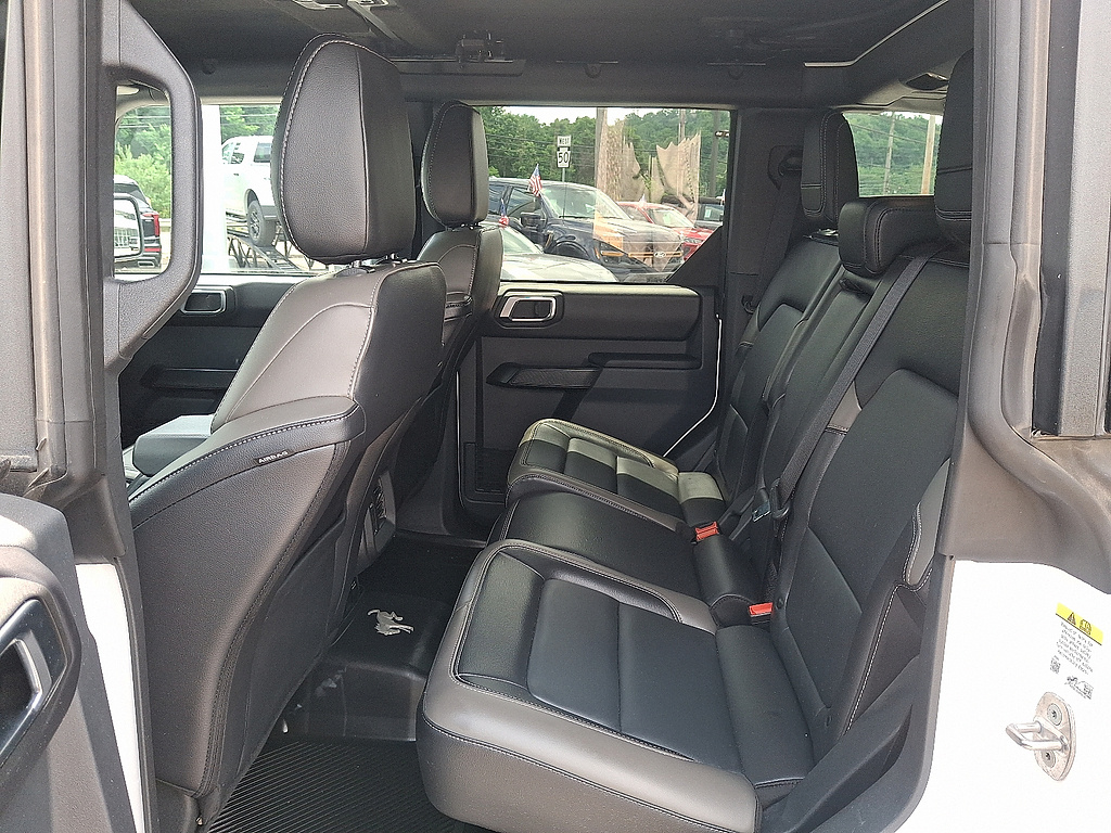 2025 Ford Bronco Outer Banks Oxford White at Washington Ford