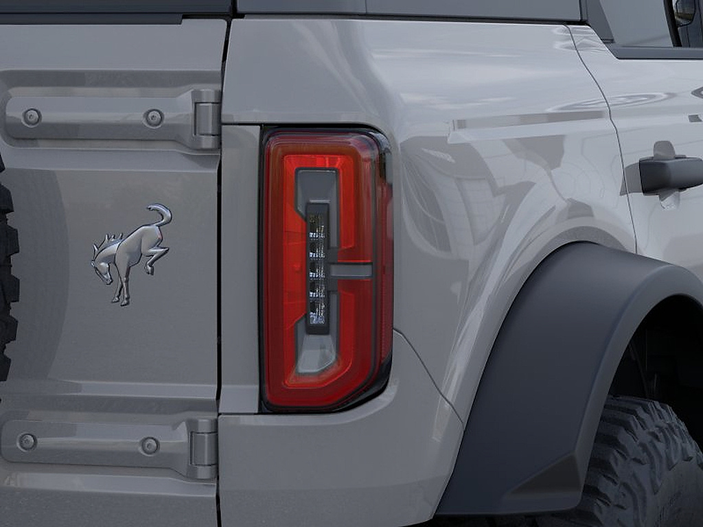 2026 Ford Bronco Badlands Avalanche Gray at Washington Ford