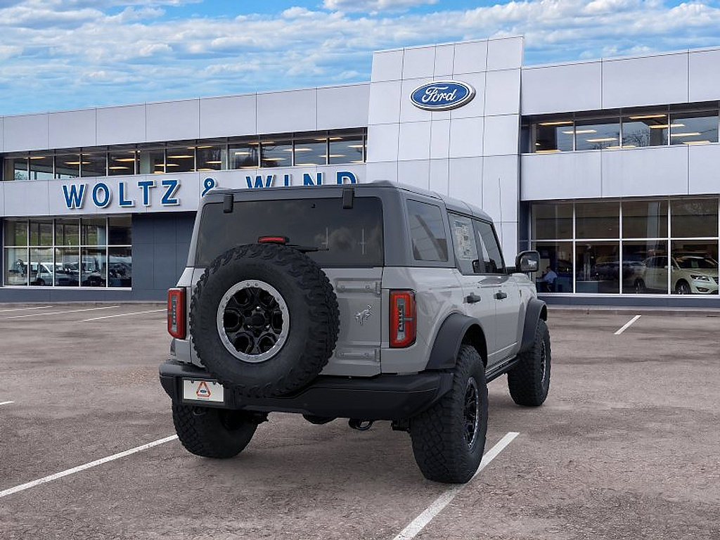 2026 Ford Bronco Badlands Avalanche Gray at Washington Ford