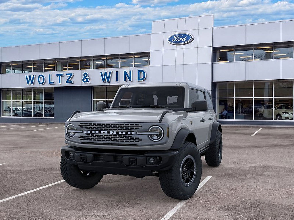 2026 Ford Bronco Badlands Avalanche Gray at Washington Ford