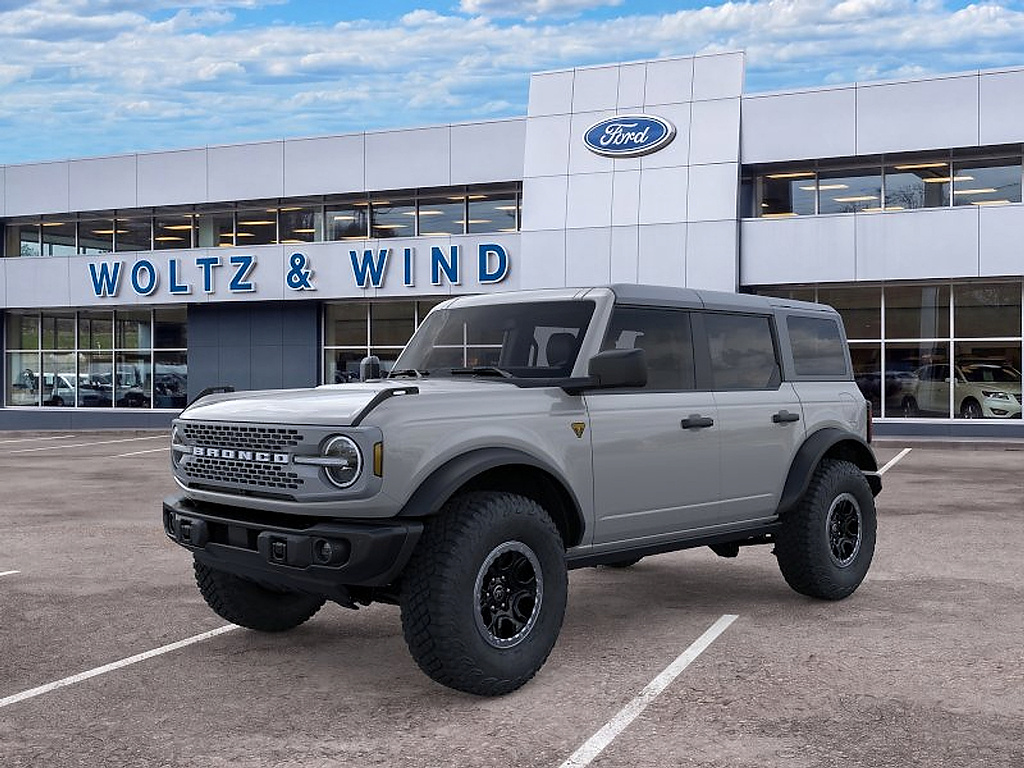 2026 Ford Bronco Badlands Avalanche Gray at Washington Ford