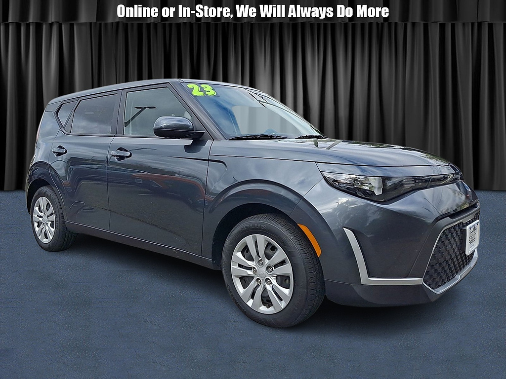 Gravity Gray 2023 Kia Soul SUV / Crossover Front-Wheel Drive Continuously Variable Transmission