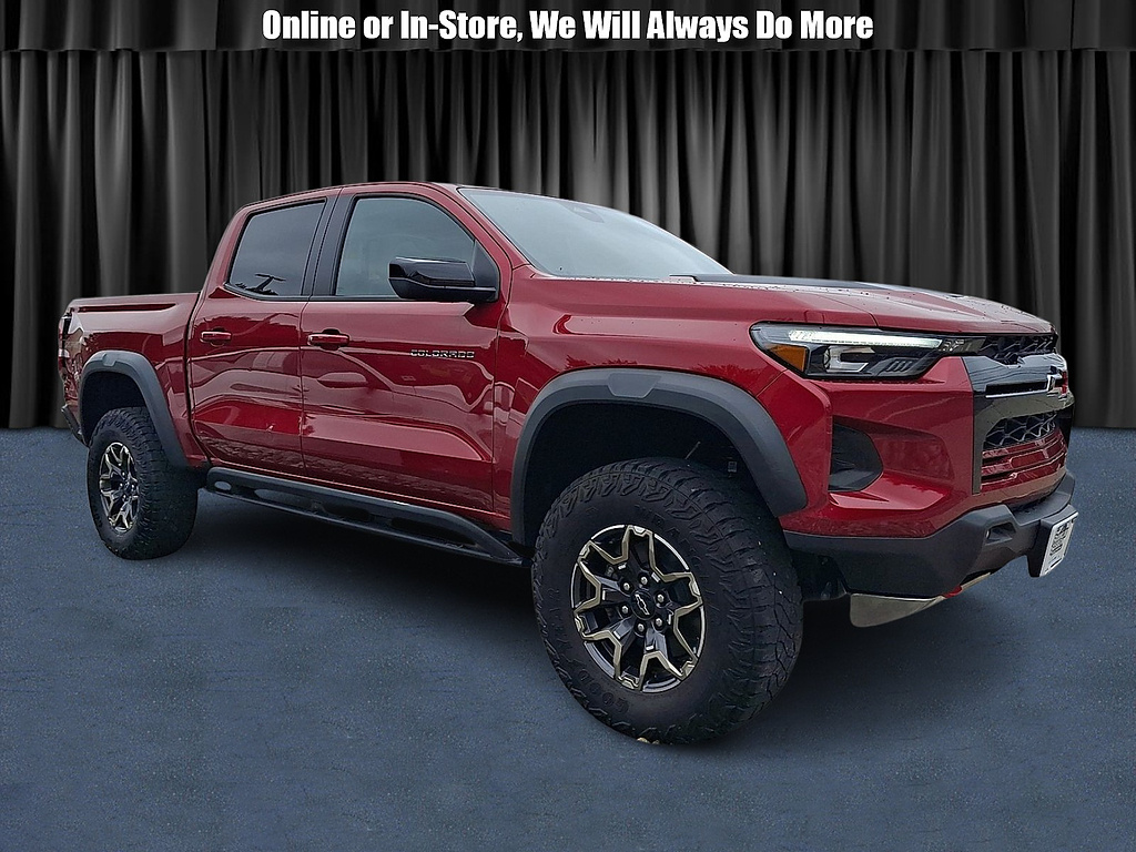 2024 Chevrolet Colorado ZR2 comparison vehicle