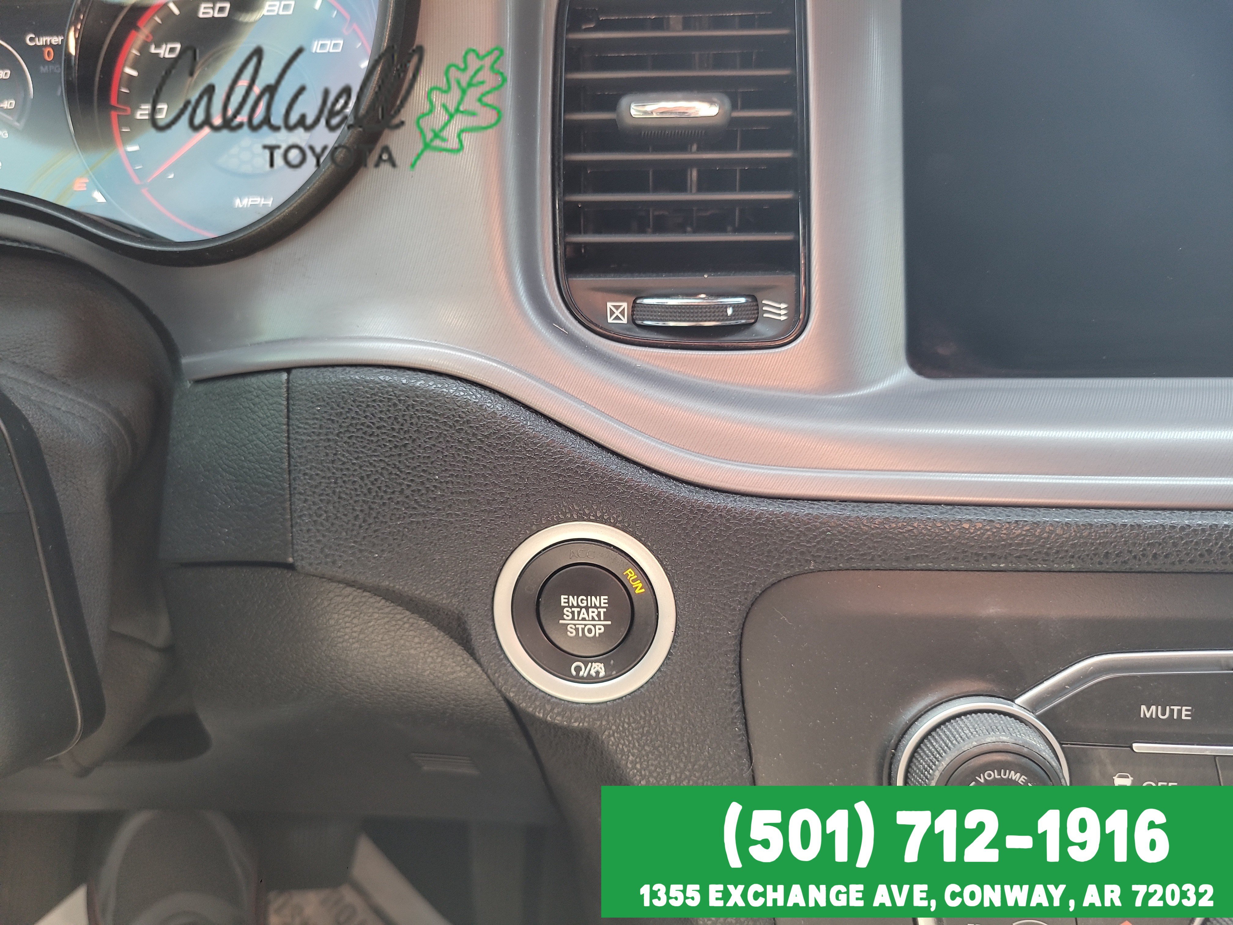 Used 2023 DK. RED Dodge SXT image 19