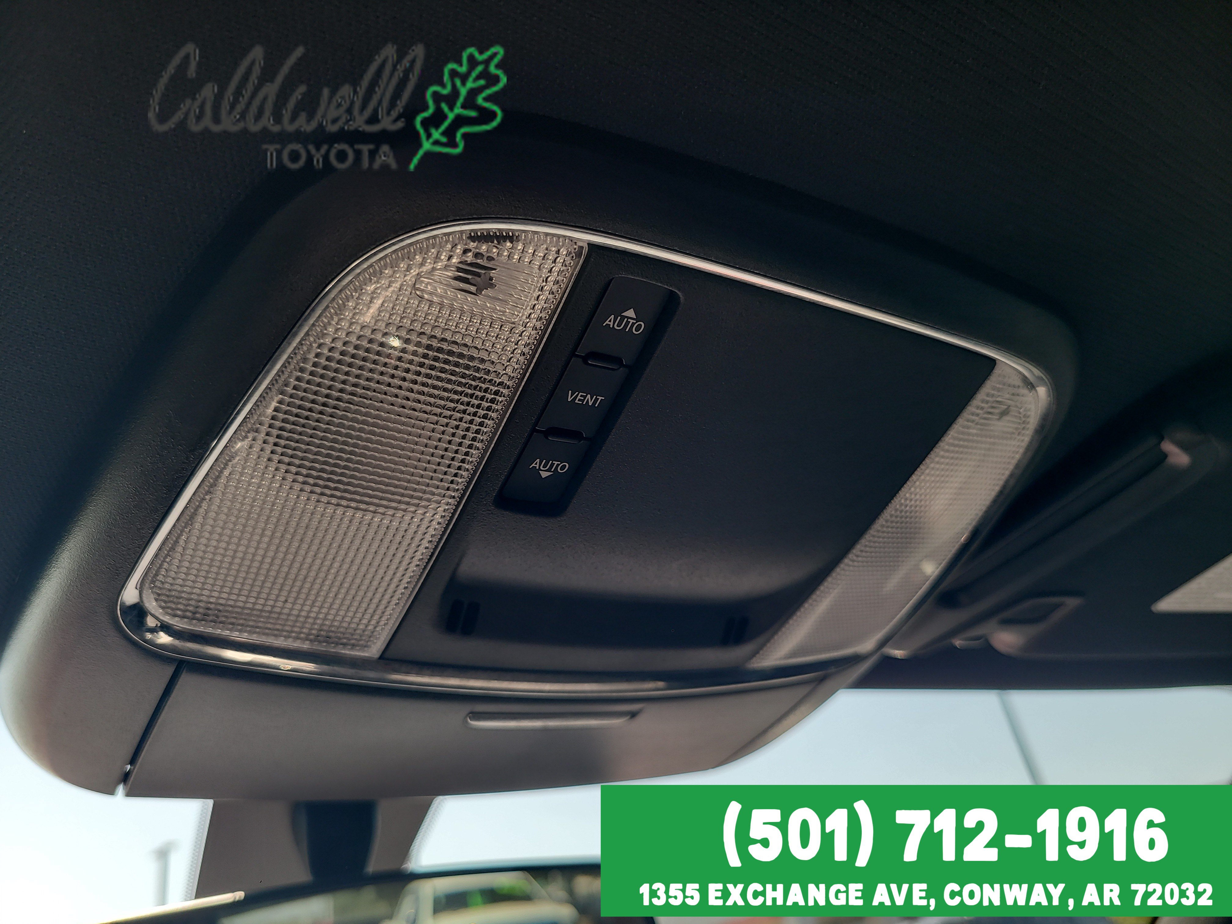 Used 2023 DK. RED Dodge SXT image 21