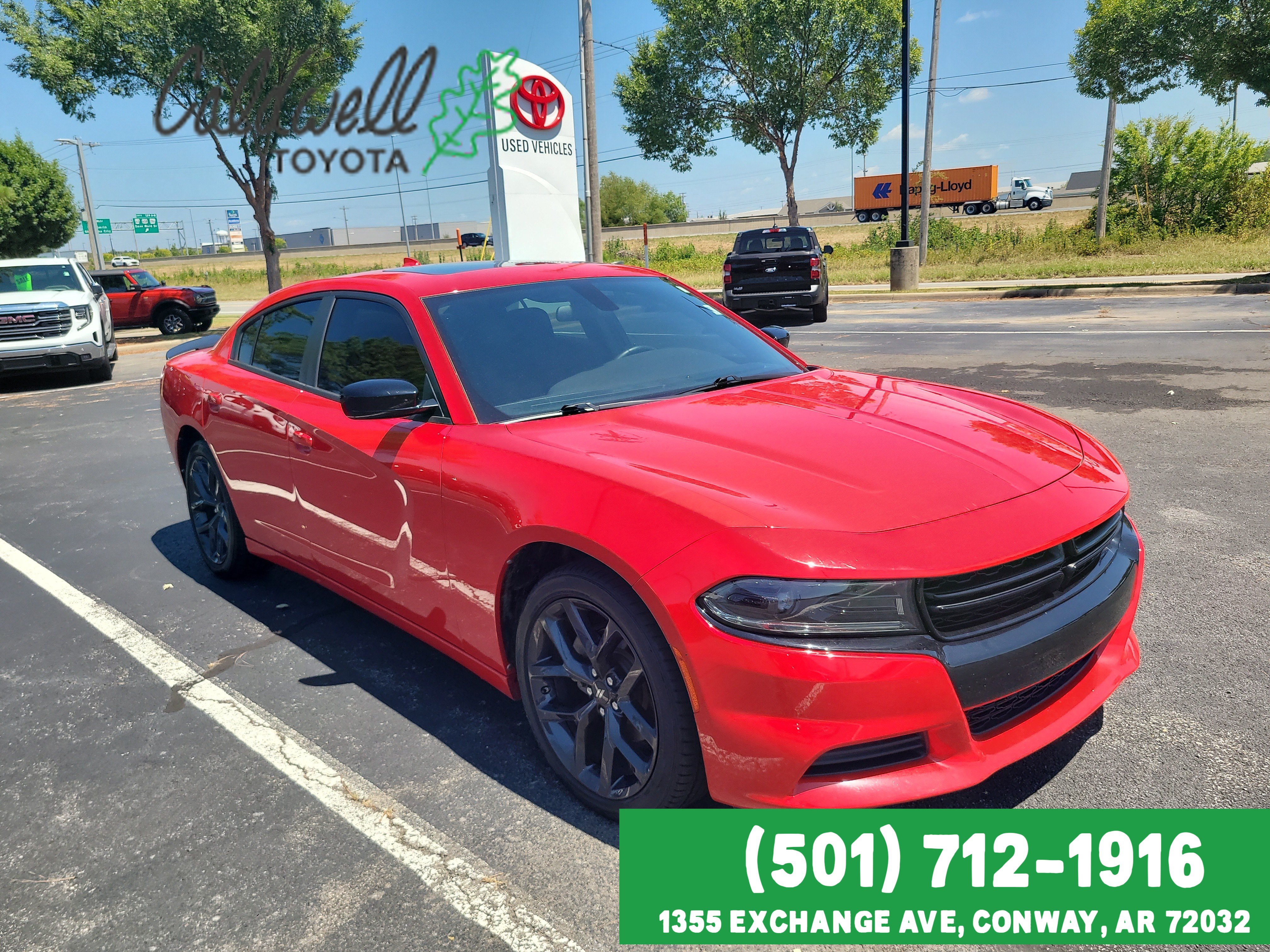 Used 2023 DK. RED Dodge SXT image 3
