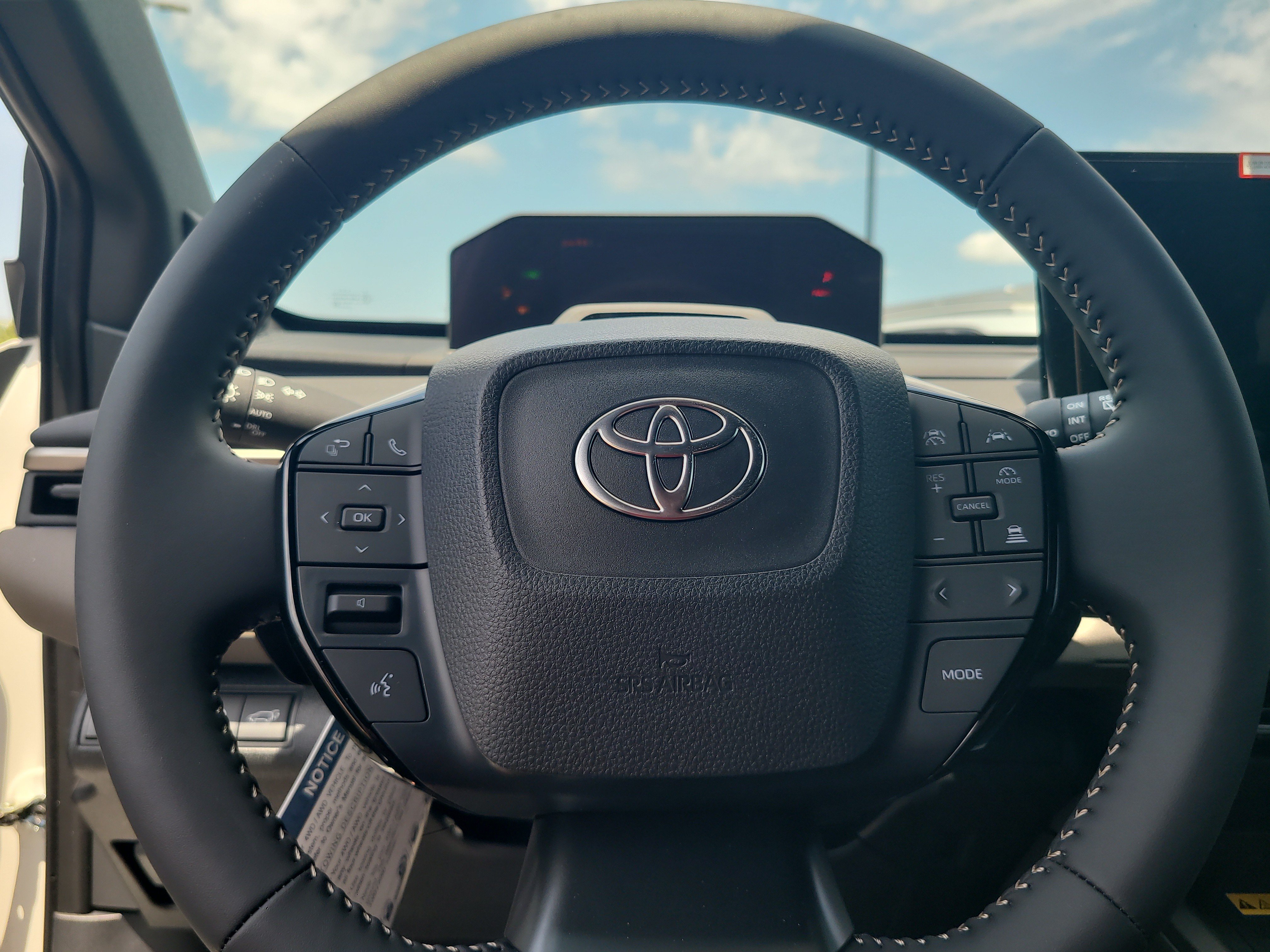 2026 Toyota bZ Woodland Woodland - Photo 13
