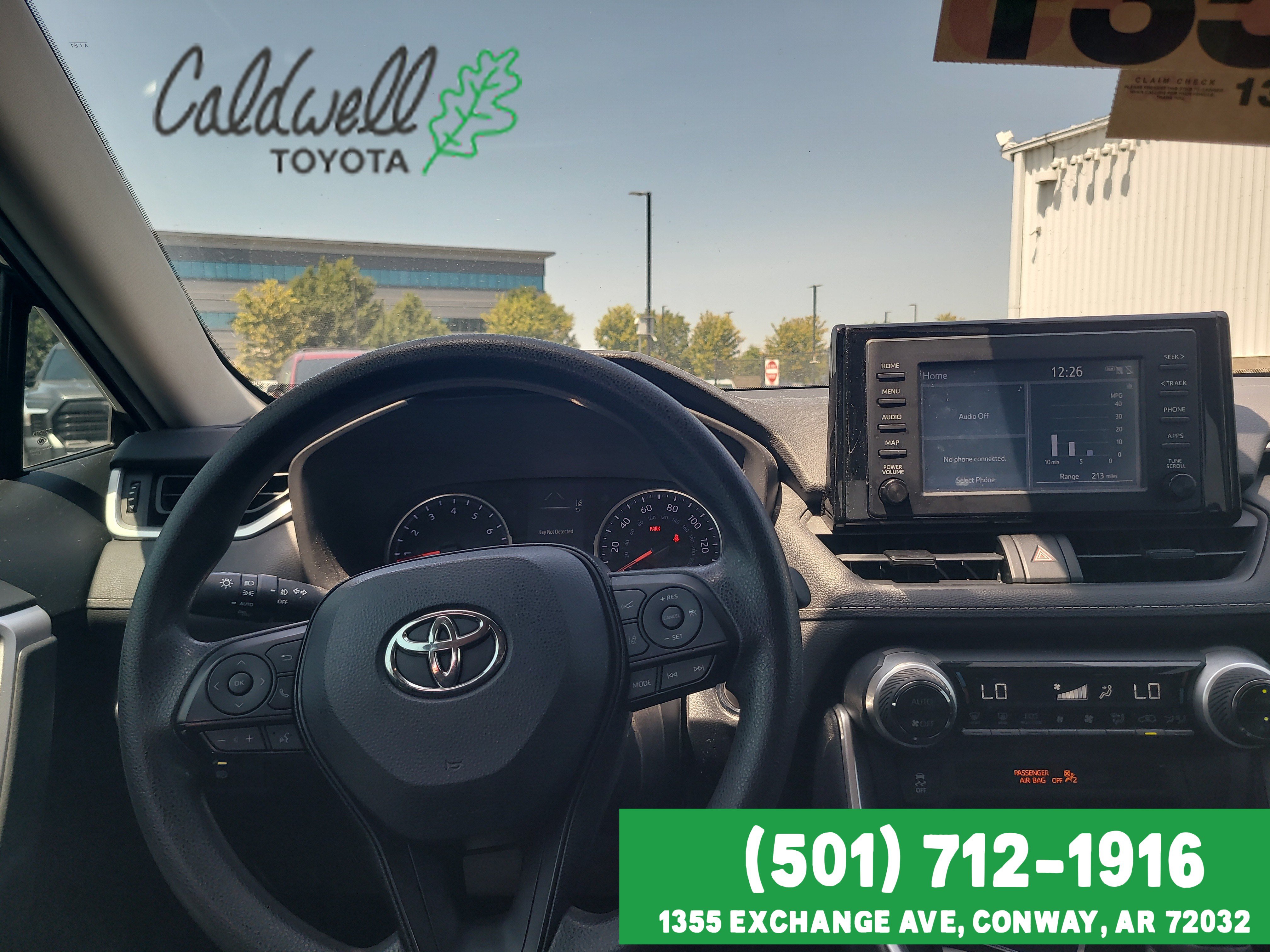 Used 2019  Toyota XLE image 21