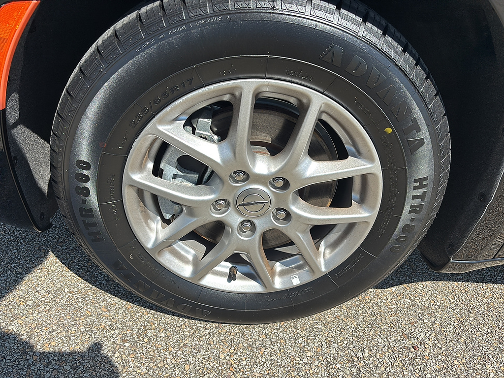 2025 Chrysler Pacifica Select Diamond Black Crystal Pearl Coat at Washington Ford