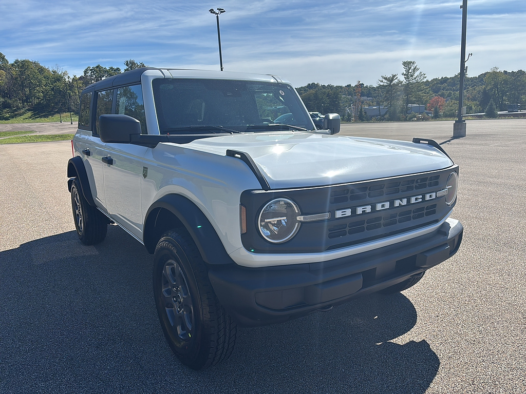2026 Ford Bronco photo 6 of 26