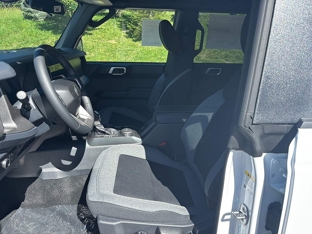 2026 Ford Bronco photo 10 of 26