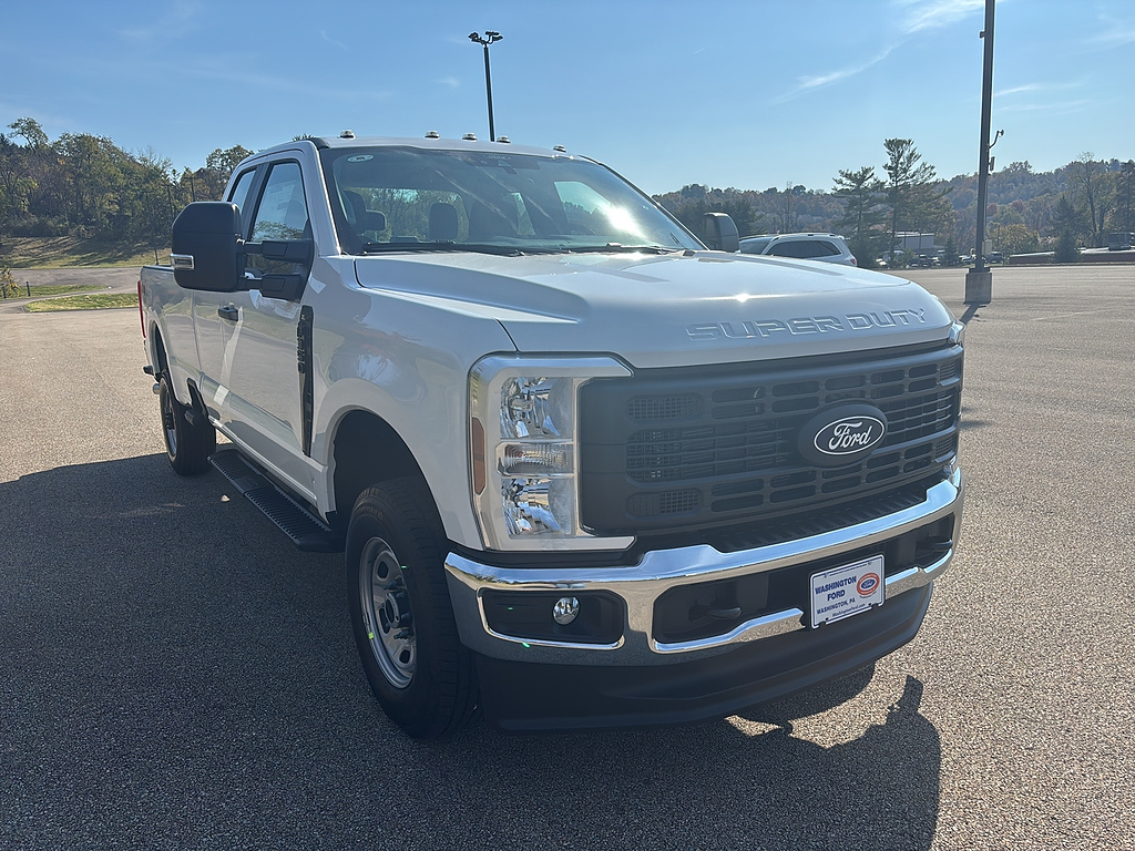2027 Ford Super Duty F-350 SRW photo 6 of 26