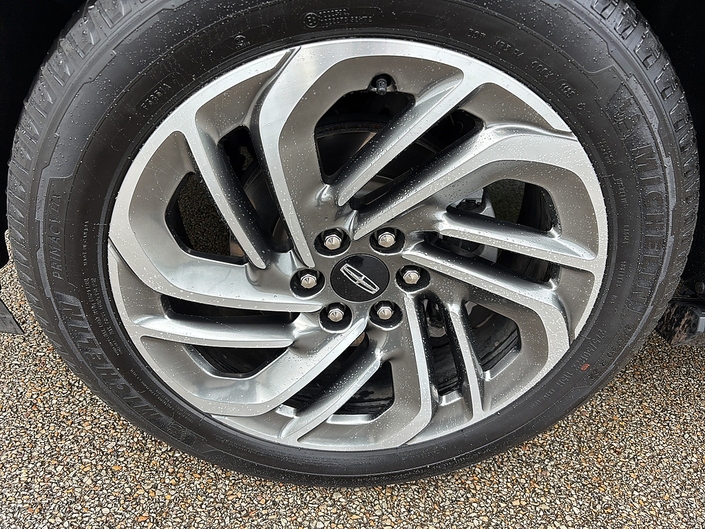 2025 Lincoln Navigator Reserve Infinite Black Metallic Clearcoat at Washington Ford