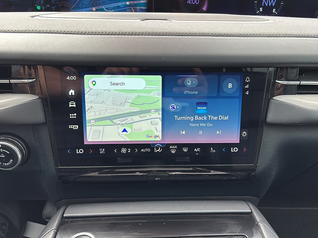 2025 Lincoln Navigator Reserve Infinite Black Metallic Clearcoat at Washington Ford