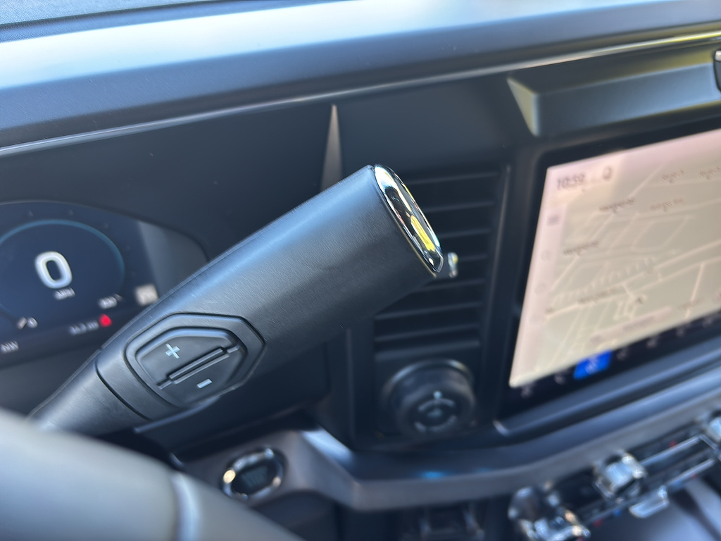 2027 Ford Super Duty F-450 DRW photo 24 of 26