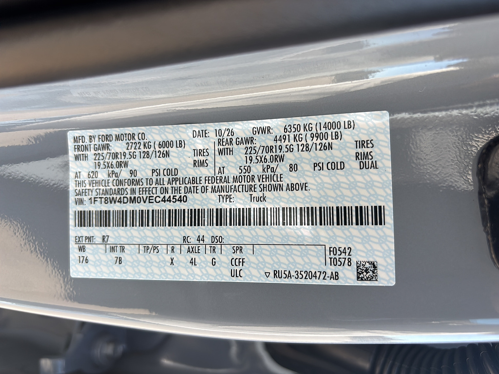 2027 Ford Super Duty F-450 DRW photo 20 of 26