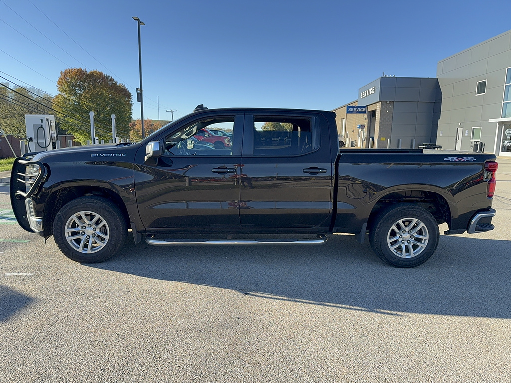 2019 Chevrolet Silverado 1500 photo 2 of 5