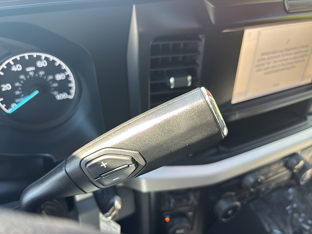 2025 Ford Super Duty F-250 SRW photo 25 of 27