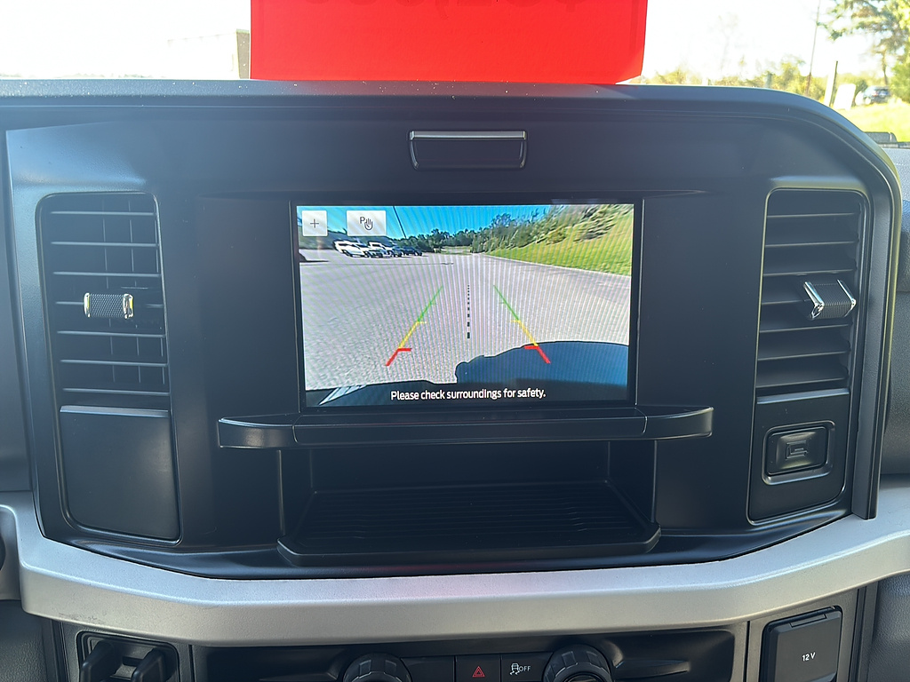 2025 Ford Super Duty F-250 SRW photo 23 of 27