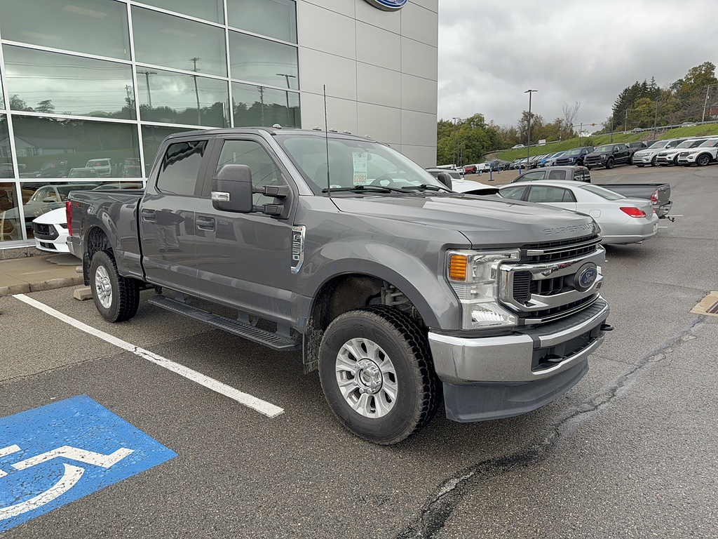 2022 Ford Super Duty F-250 SRW photo 3 of 4