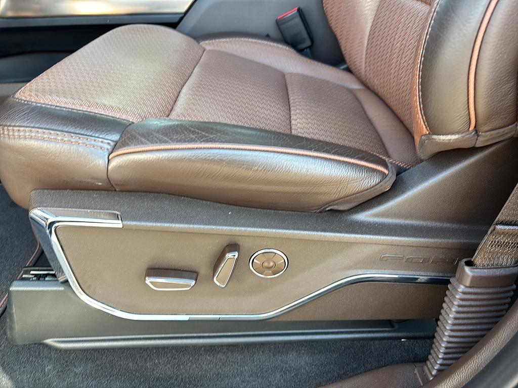 2025 Ford F-150 photo 12 of 26