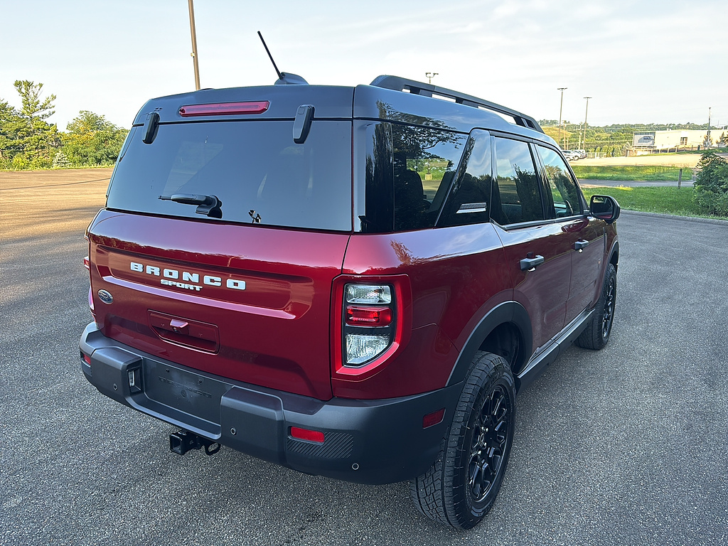2025 Ford Bronco Sport photo 4 of 27