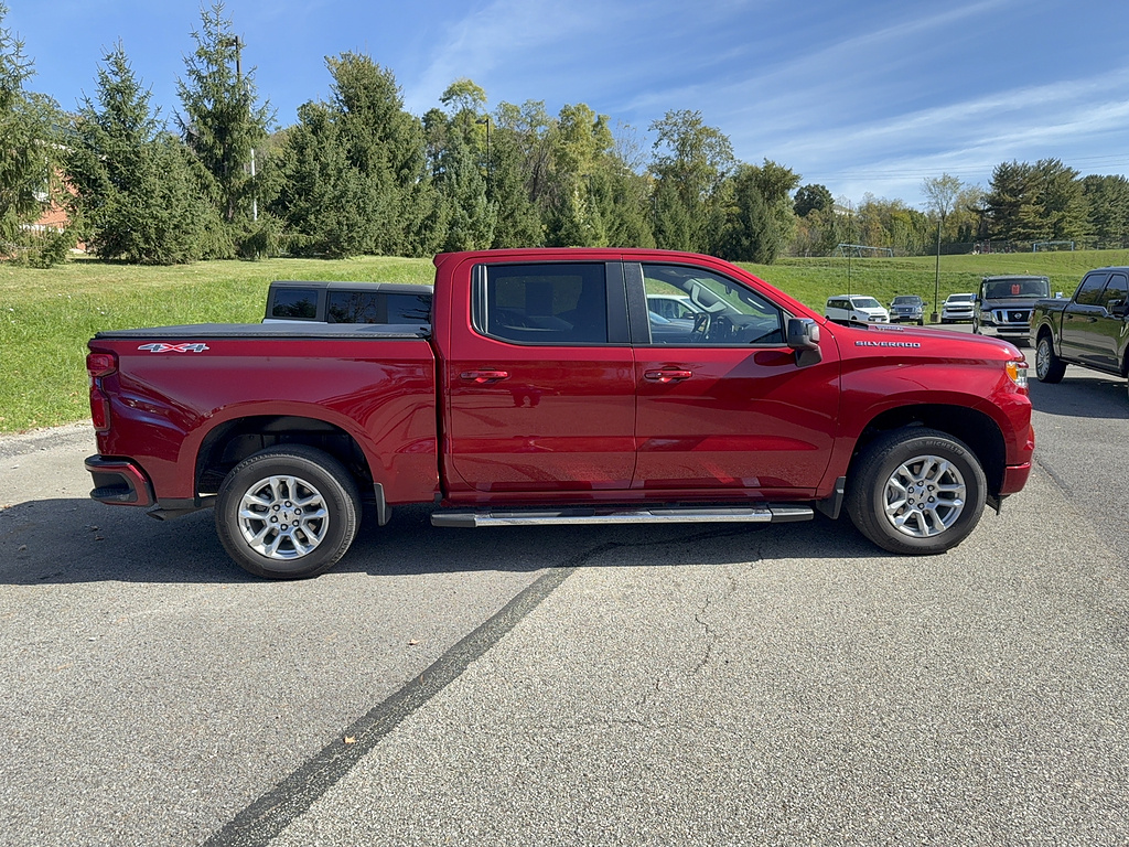 2025 Chevrolet Silverado 1500 photo 5 of 8