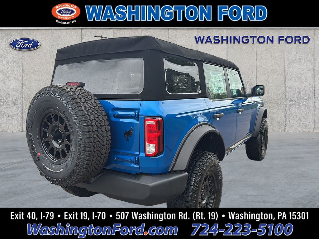2025 Ford Bronco Base 4 Door 4x4 - 3