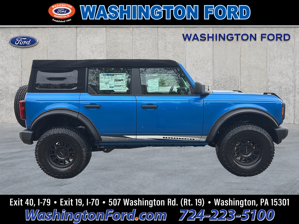 2025 Ford Bronco Base 4 Door 4x4 - 4