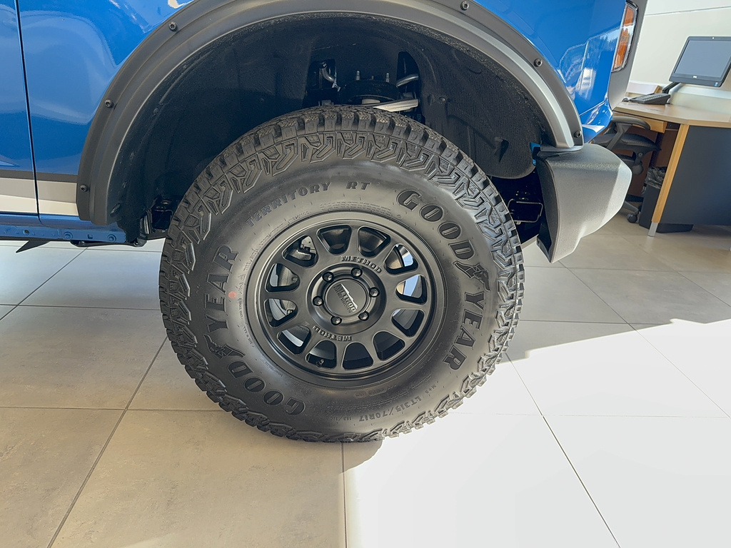 2025 Ford Bronco photo 10 of 22