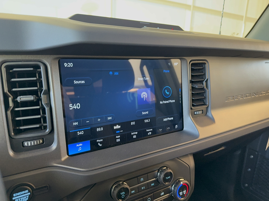 2025 Ford Bronco photo 14 of 22