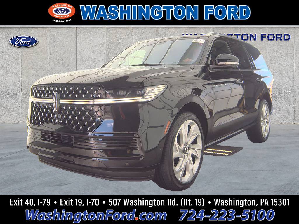 2025 Lincoln Navigator Black Label Infinite Black Metallic Clearcoat at Washington Ford