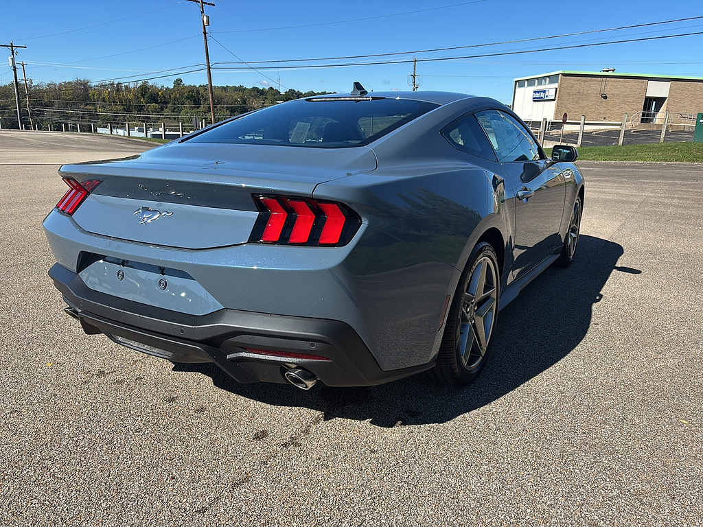 2026 Ford Mustang photo 4 of 24
