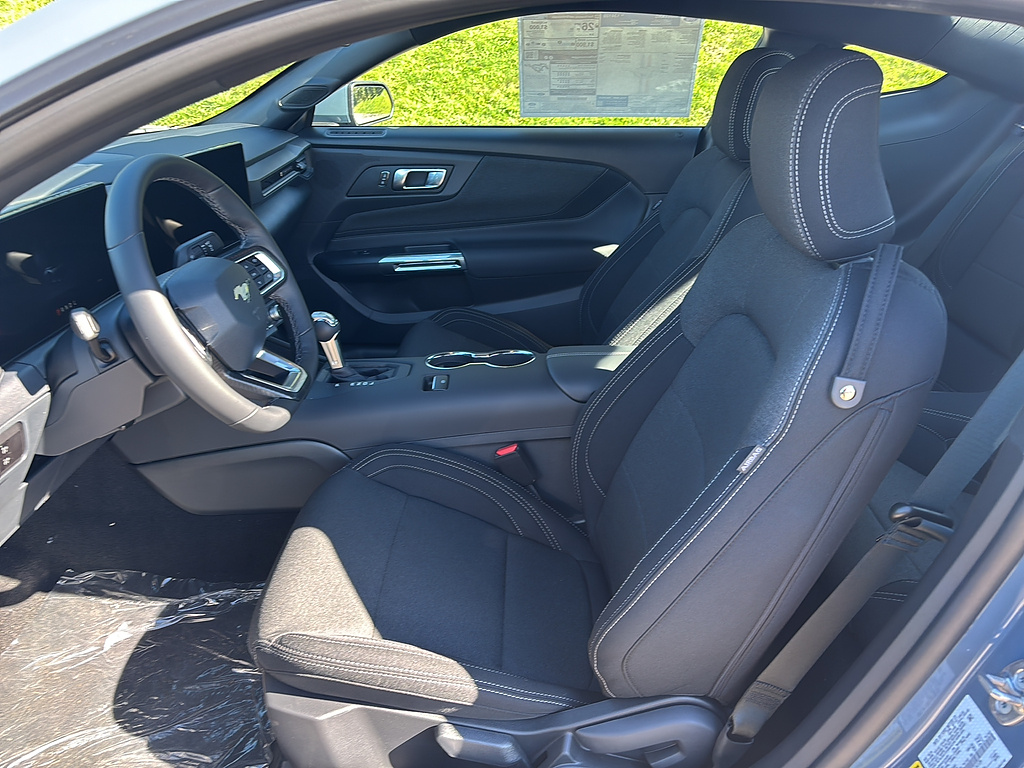 2026 Ford Mustang photo 10 of 24